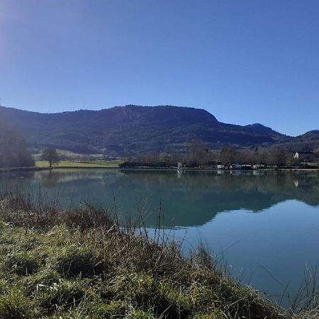 Au Doux Clocher Pieusse Esterno foto