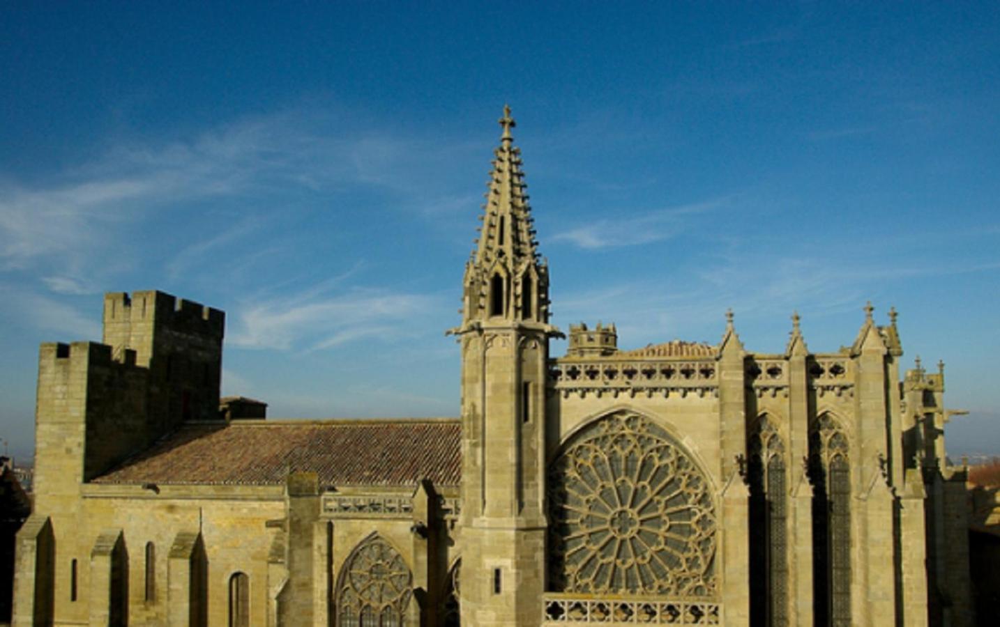 Au Doux Clocher Pieusse Esterno foto