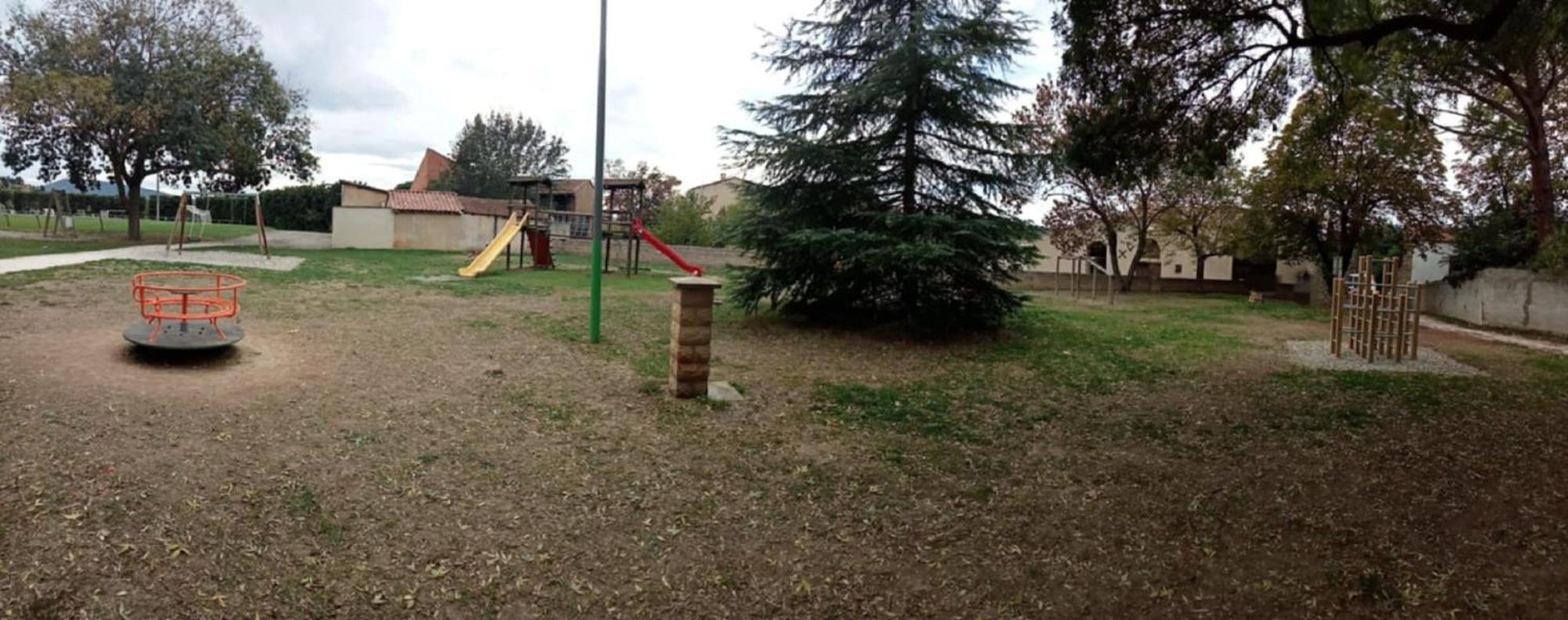 Au Doux Clocher Pieusse Esterno foto